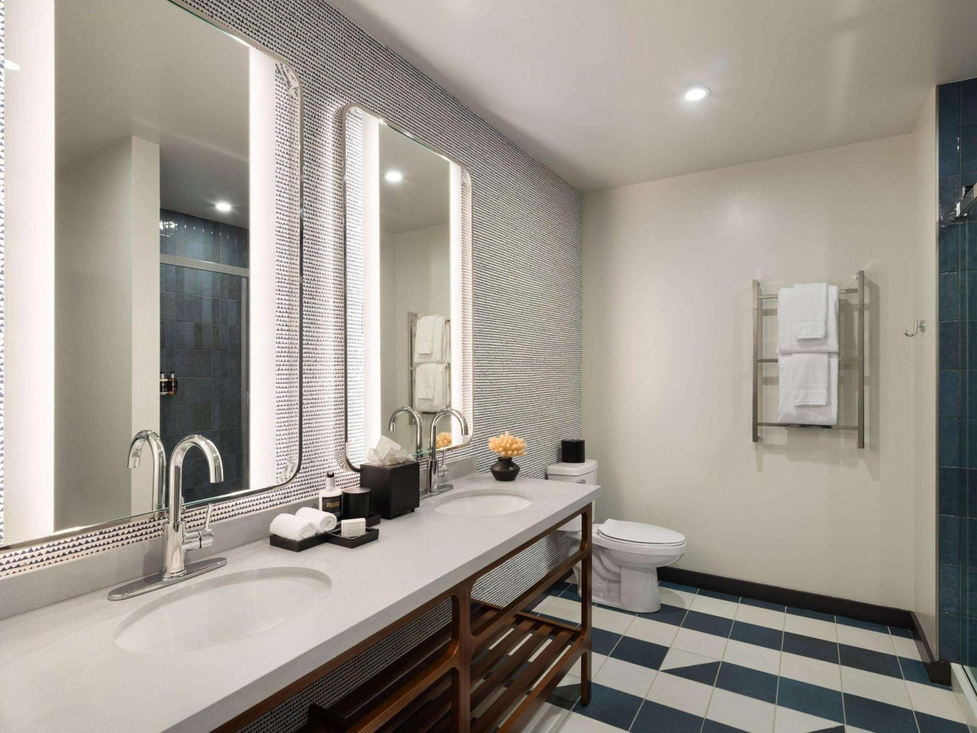 Origin Kansas City Riverfront, A Wyndham Hotel Zewnętrze zdjęcie